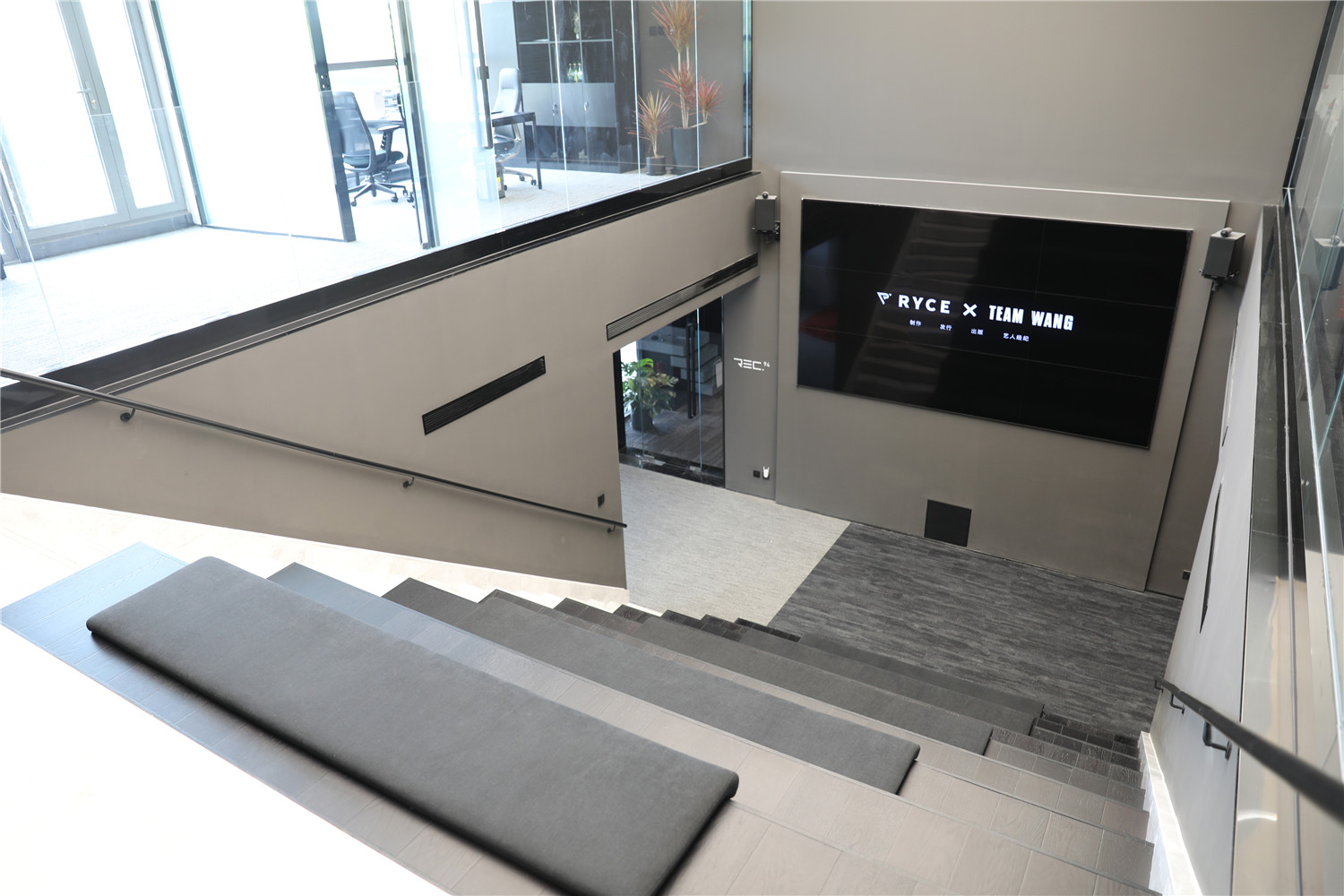 白米范(北京)文化传播有限公司