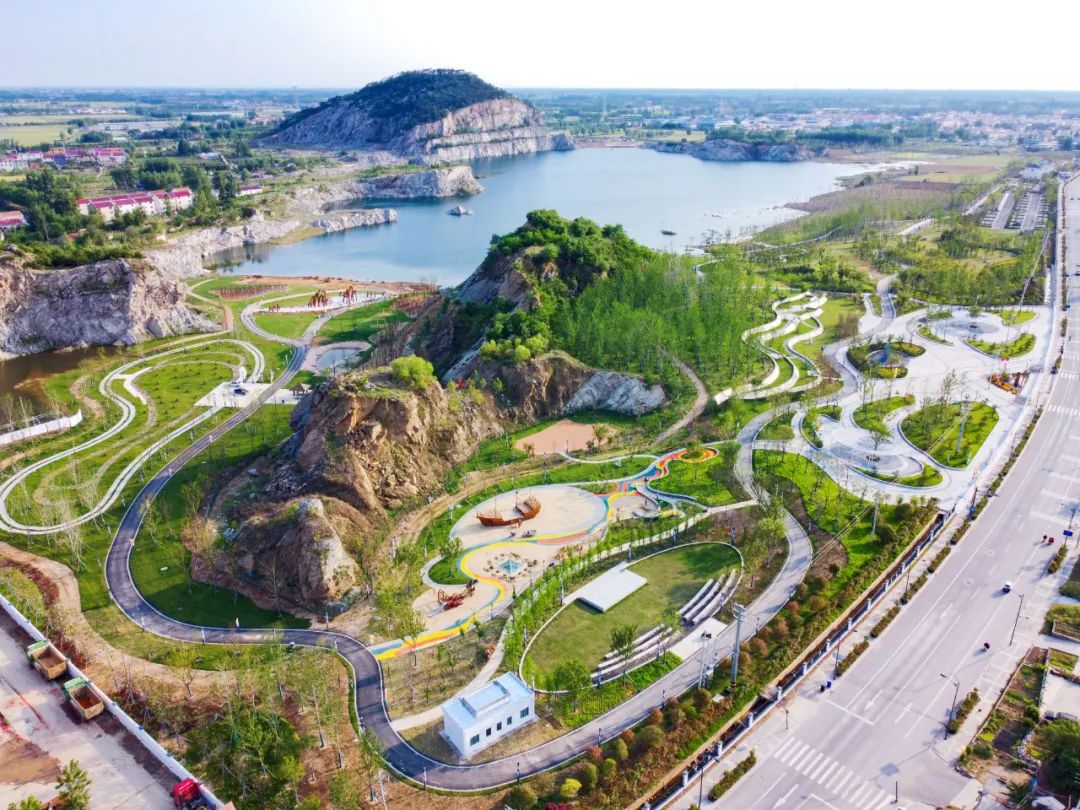  p>刘志洲山体育公园位于江苏省连云港市海州区锦屏山环山路南侧,锦屏