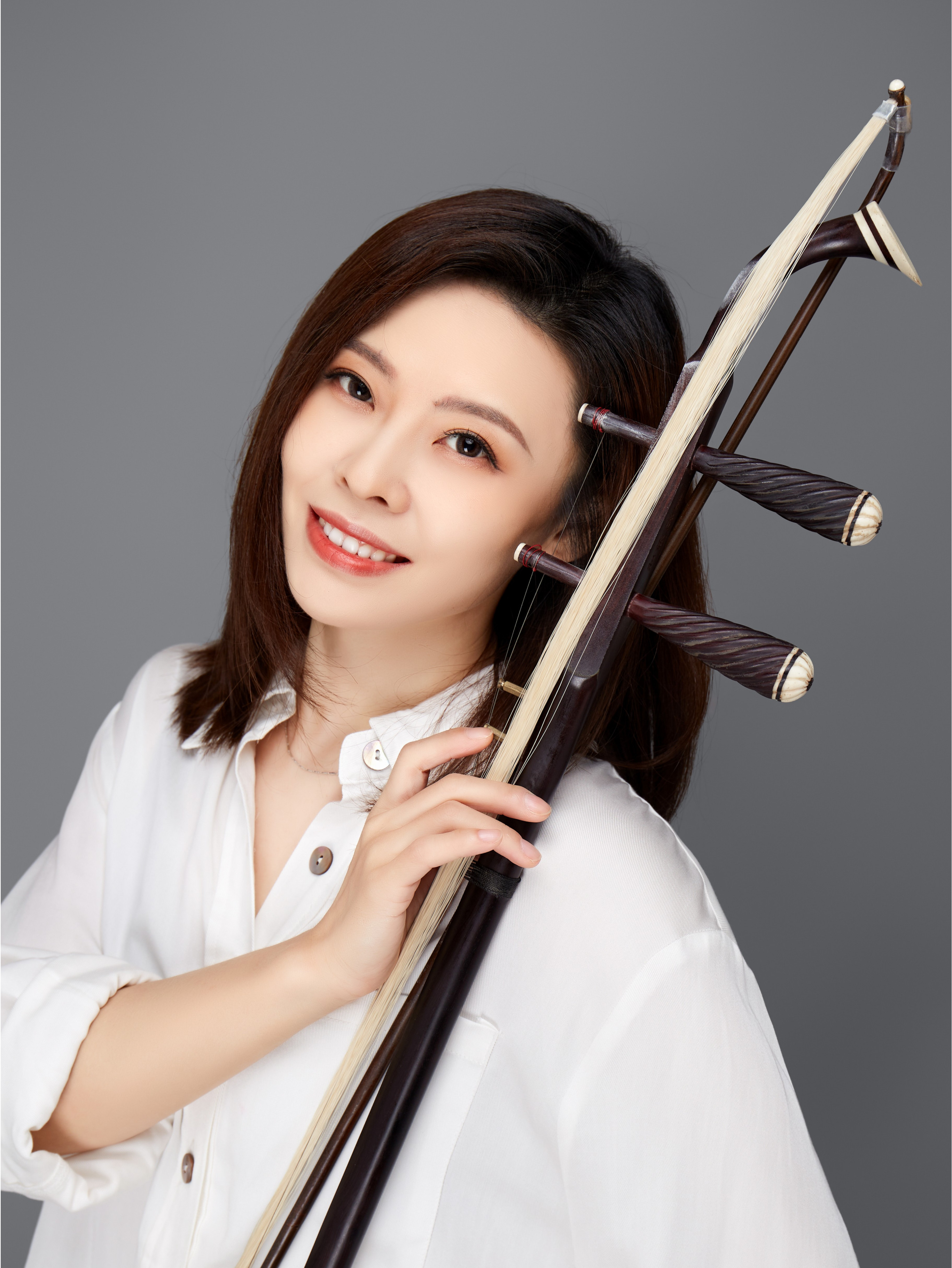 齐佳音