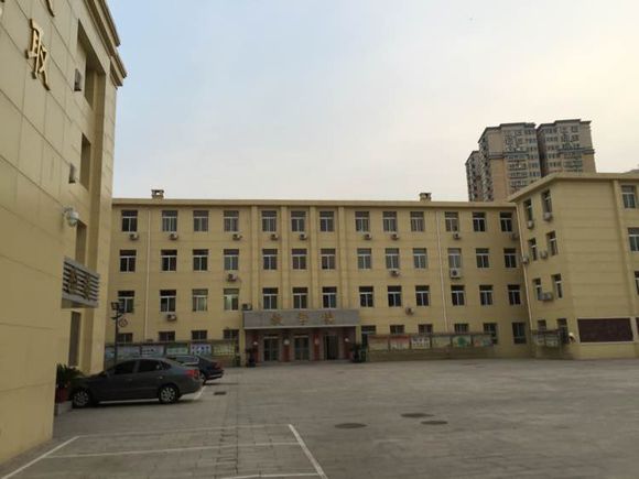 新桥路中学