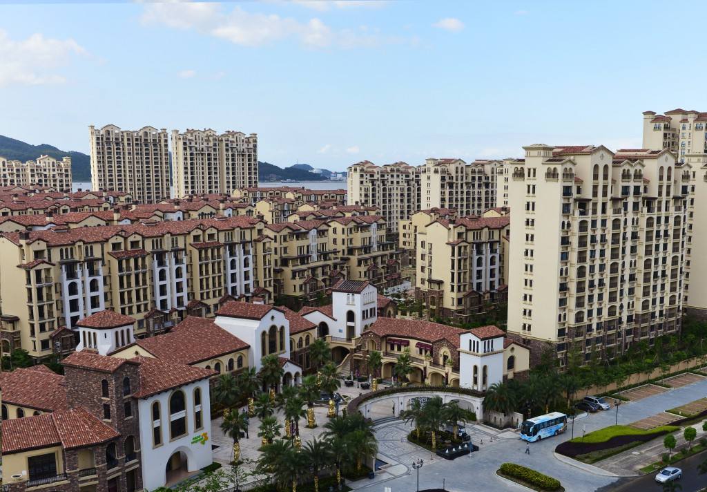  p data-id="gnwmosukkm">华发蔚蓝堡是由珠海华发房地产开发经营有限