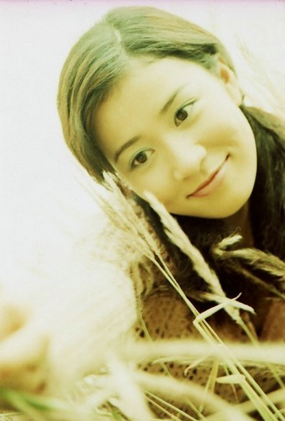  p>佘诗曼,1975年5月28日出生于香港,中国香港女演员,毕业于 a target