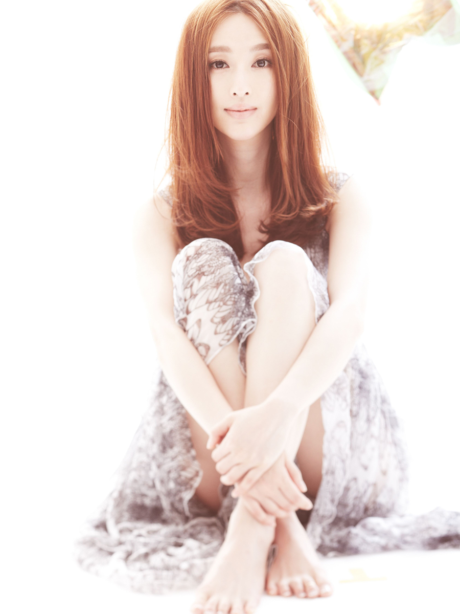 vmng0wzo">1 /sup>6月8日出生于广西壮族自治区桂林市,中国内地女演员