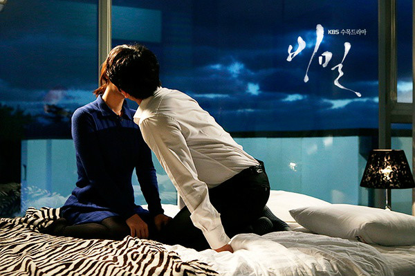  p data-id="gnsu6ksuxk">《秘密》是曾在韩国 a target="_blank"