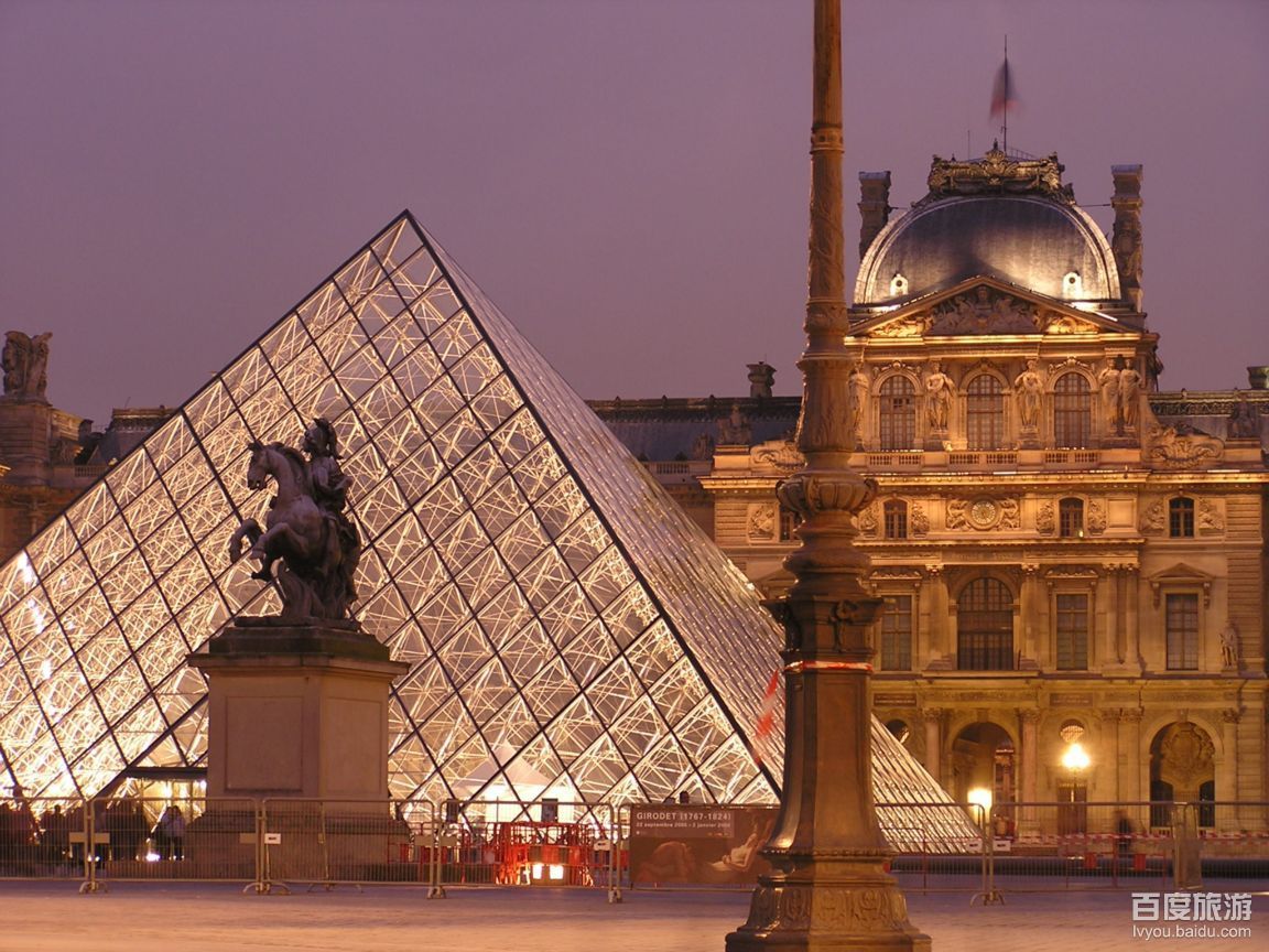  p>卢浮宫(法语:musée du louvre).