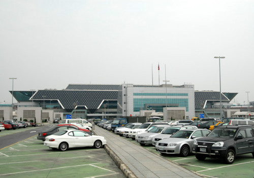 台湾桃园国际机场（TPE）第二航站楼