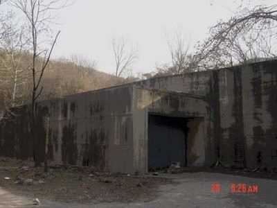  p>高井站,是 a target="_blank" href="/item/北京地铁1号线/7646800