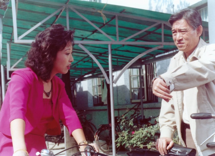 《多管闲事》由 a target="_blank" href="/item/上海电影制片厂