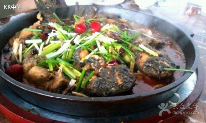  p data-id="gn5ku8l6e6">小城故事(千佛山店)是一家餐馆,位于济南市