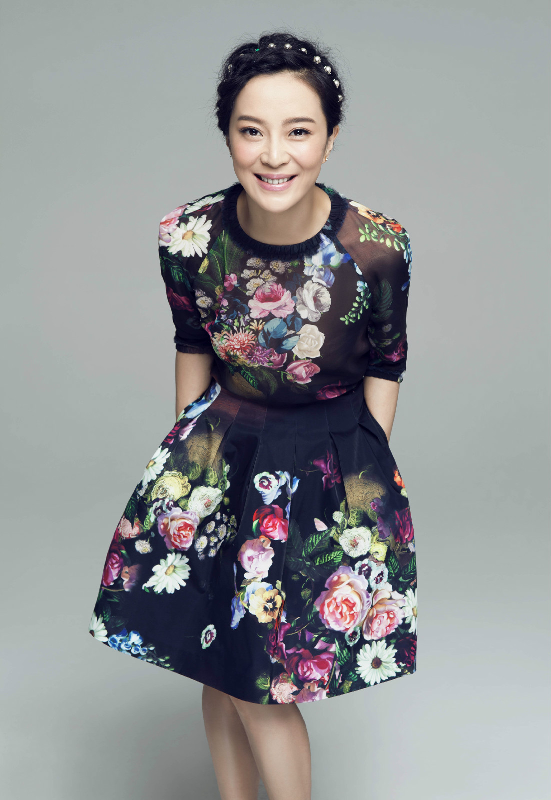  p>苏岩,1974年9月5日生于山东省济南市,中国内地女演员,毕业于 a