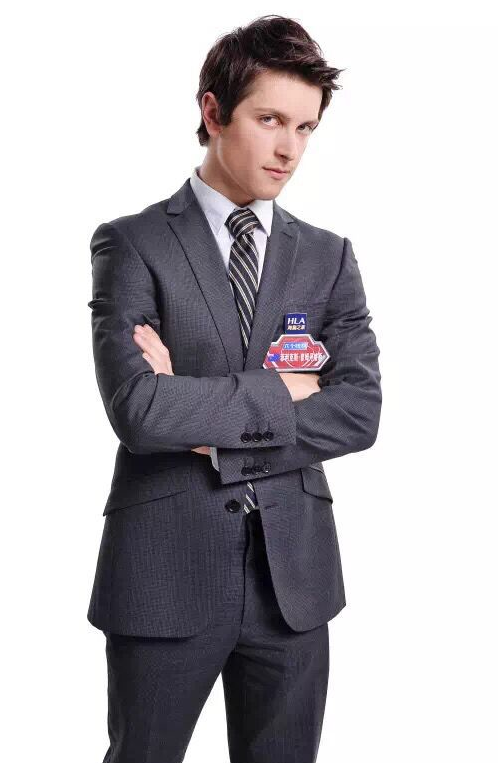  p>菲利克斯·曾姆丹格斯(feliks zemdegs),小名faz,又被称为菲神.