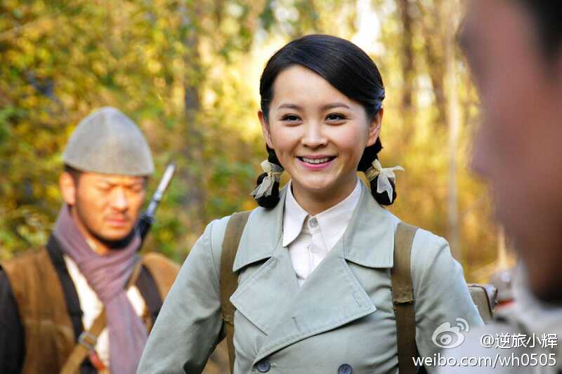  p>邓莎,1985年12月8日出生于湖南株洲,中国内地女演员.