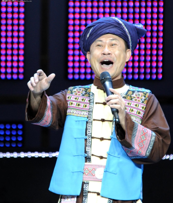  p data-id="gnax04pefm">黄旭,中国青年男歌手,出生于贵州省沿河土家