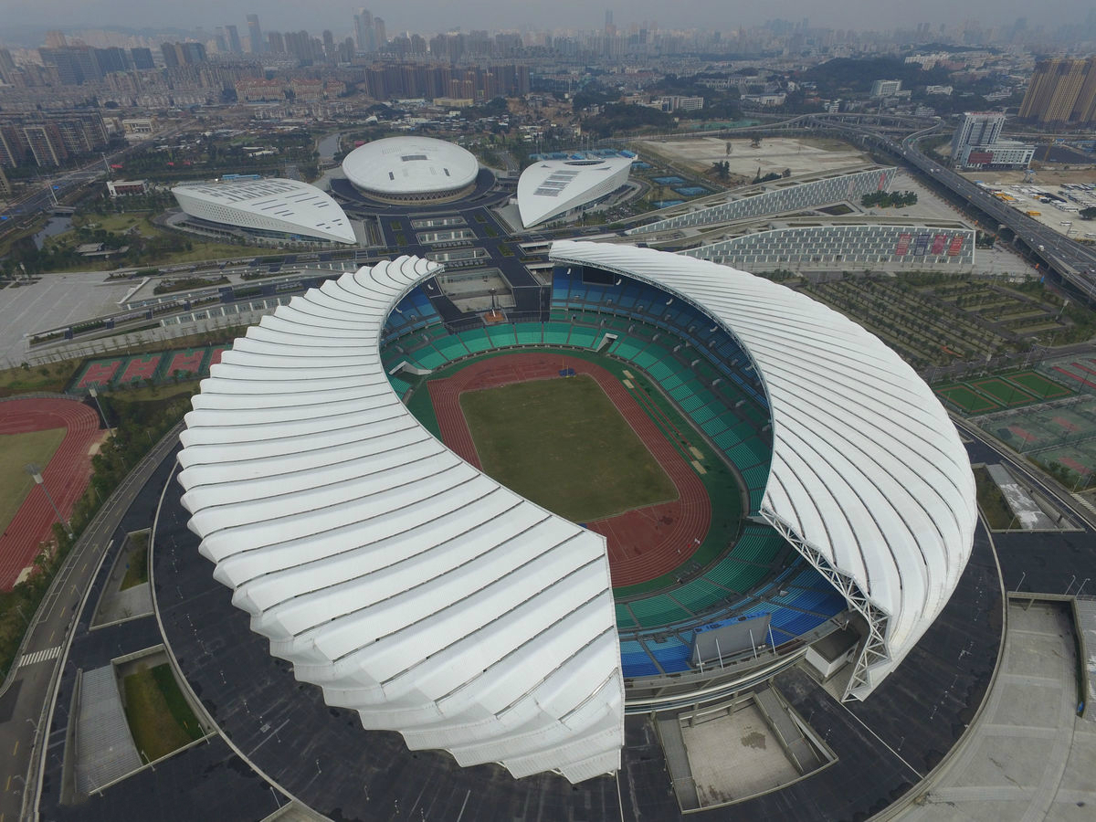  p>福州市海峡奥林匹克体育中心简称海峡奥体中心,是 a target="