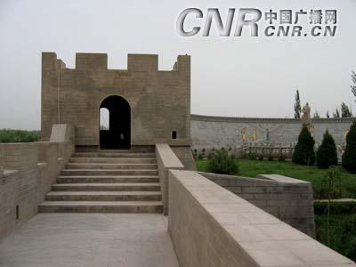 href="/item/喀什">喀什 /a>市东南郊的盘橐城,又名班超城