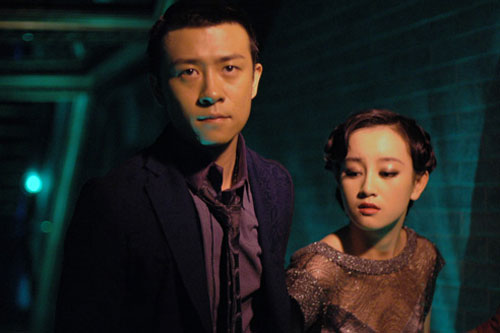  /p> p>2000年出演个人首部电视剧《 a target="_blank" href="/item