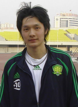 杨智
