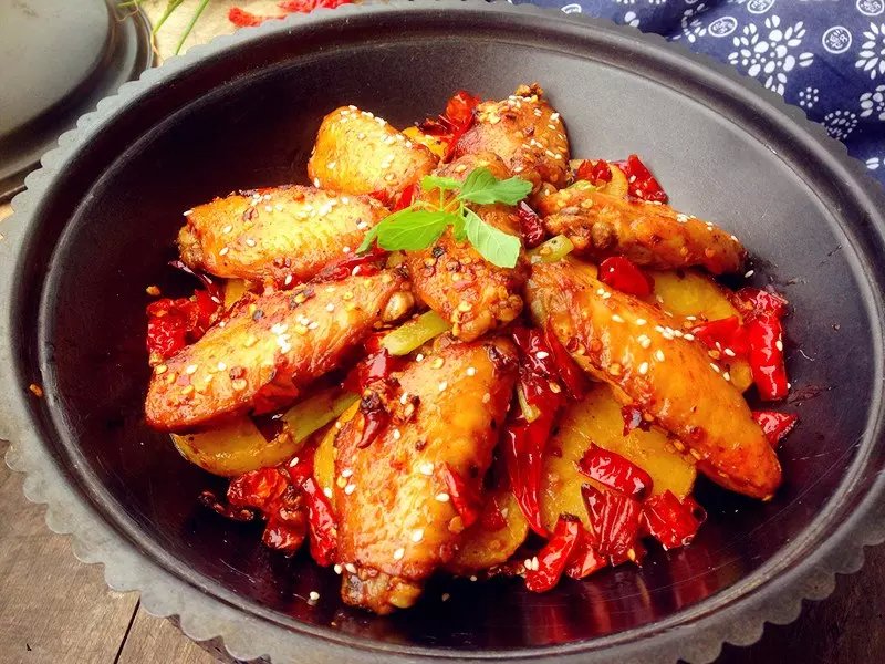 川味焖鸡翅