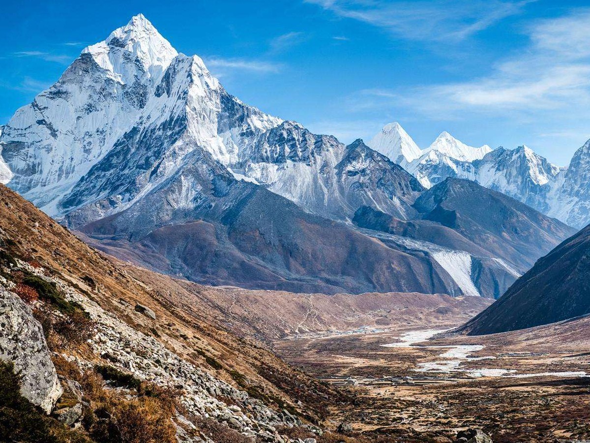 suture line of fault blocks