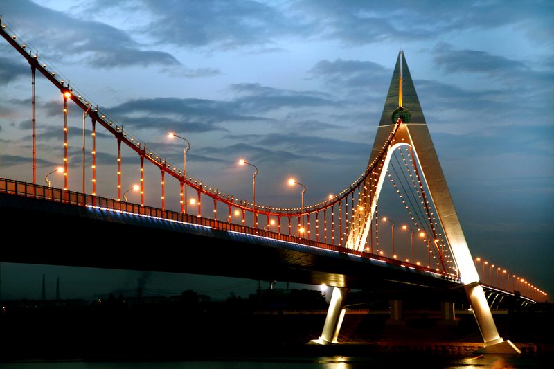  p>双拥大桥(shuangyong bridge),又名"鹧鸪江大桥",是中国 a href="