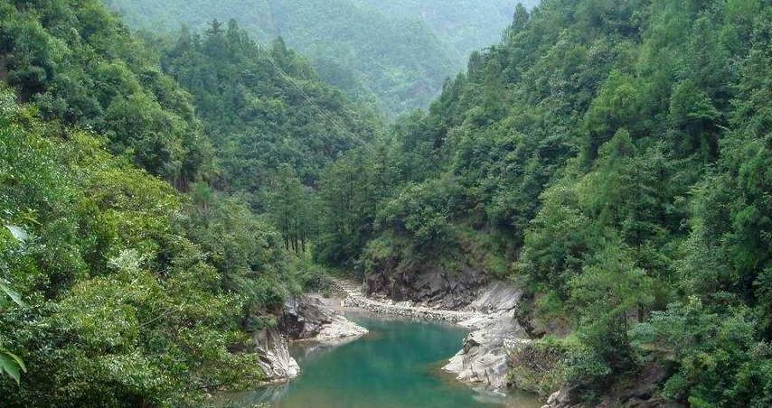  p data-id="upcg9ewtfizc">莒溪大峡谷景区,位于中国浙江省温州苍南