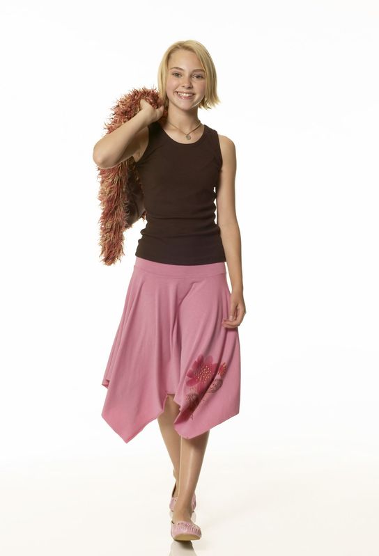 >(annasophia robb) /i>,1993年12月8日出生于美国科罗拉多州的丹佛市