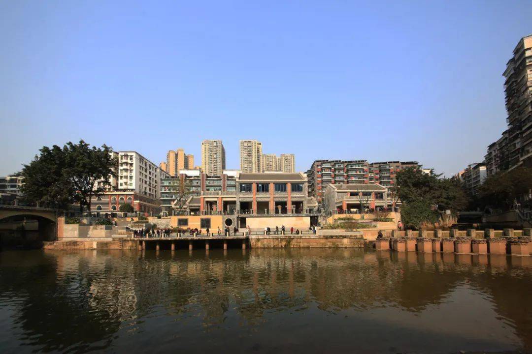 ctrid="tcagqbthxcyj">三河汇碧片区位于永川区老城核心区,因跳蹬河