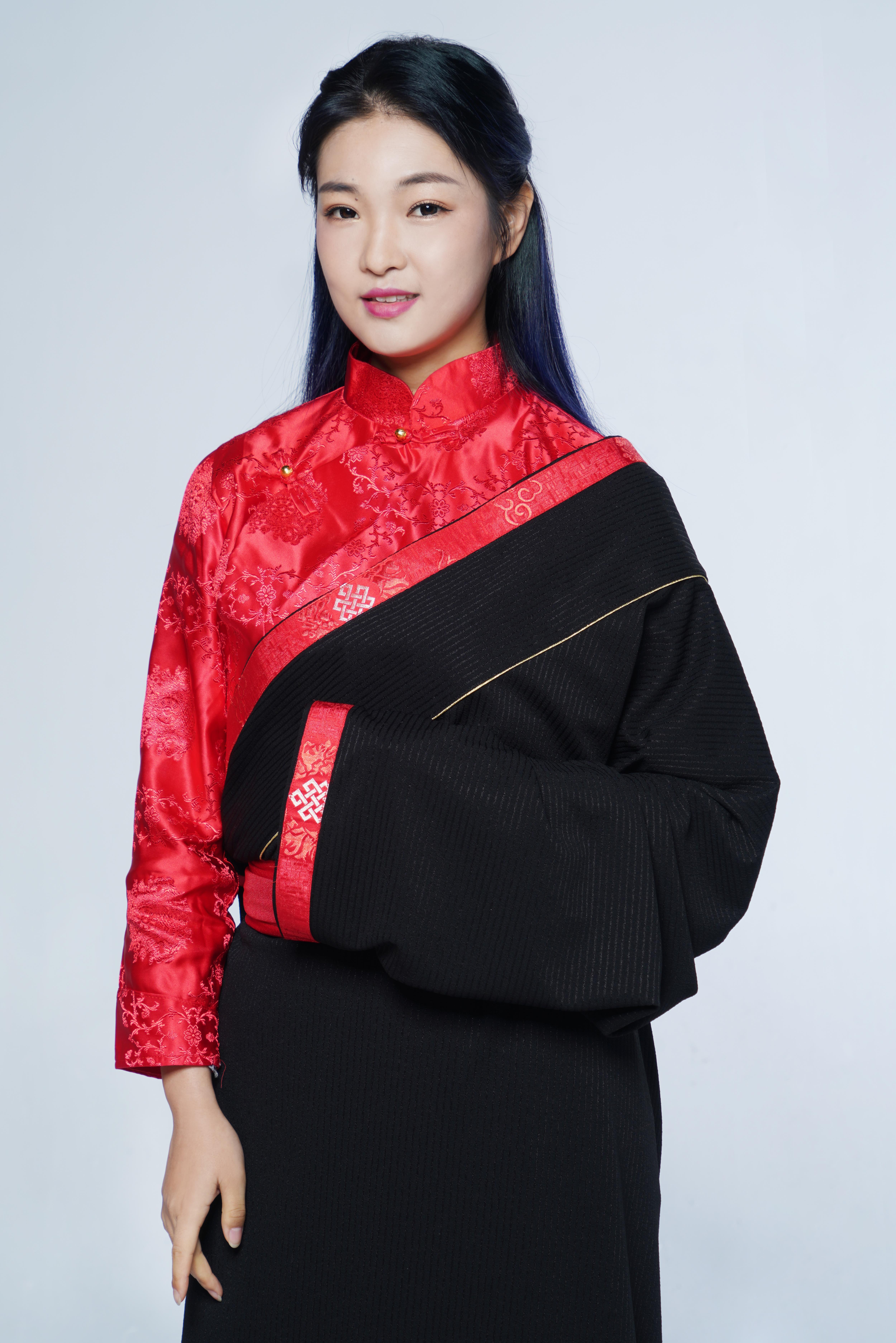 data-ctrid="2hznjljovf8">德德,原名德吉措,出生于青海贵德,歌手