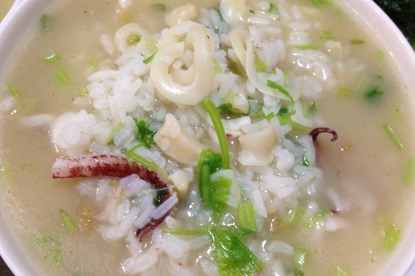 鱿鱼虾米粥
