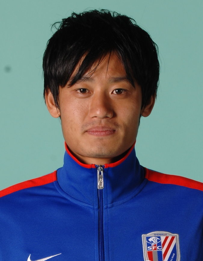  p>宋博轩,1989年9月16日出生,是中国职业足球运动员,效力于中超河南