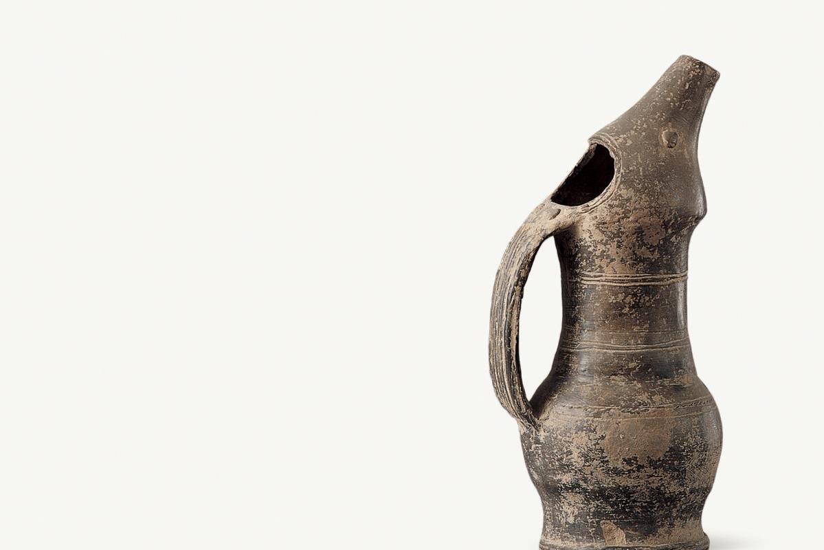 齐家文化兽形灰陶盉