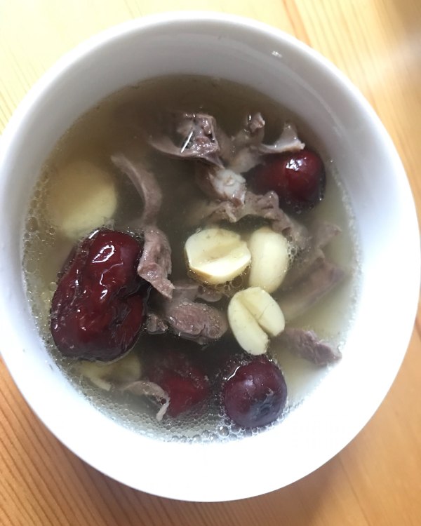 猪心莲子安神汤