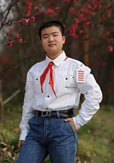 黄艺博