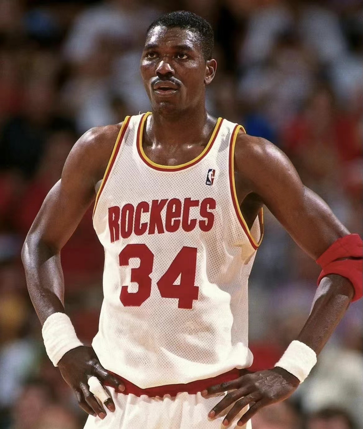  p>哈基姆·奥拉朱旺(hakeem olajuwon),1963年1月21日出生于尼日利亚