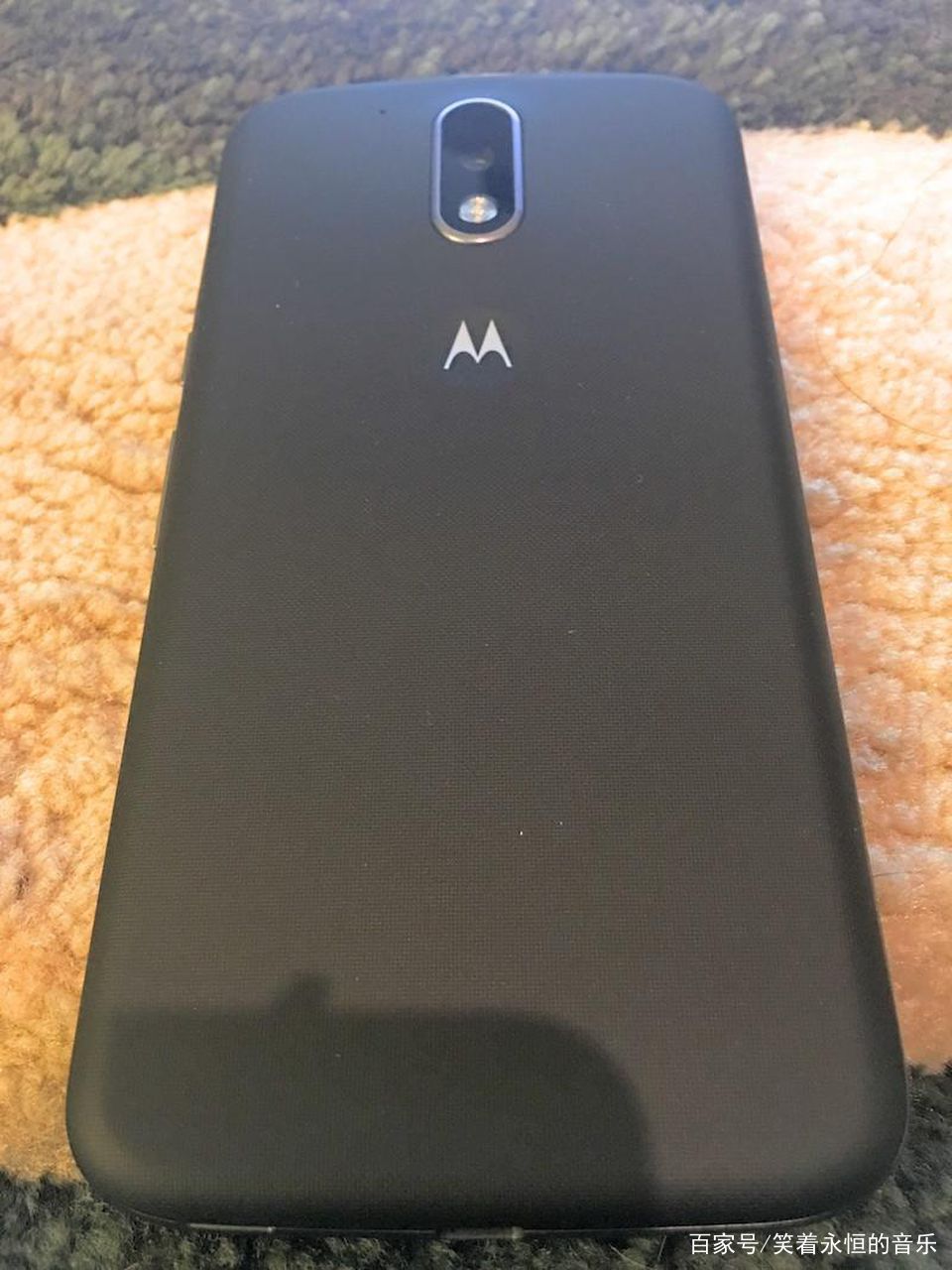 Moto G4和G4 Plus评测：优缺点是什么？_百科TA说