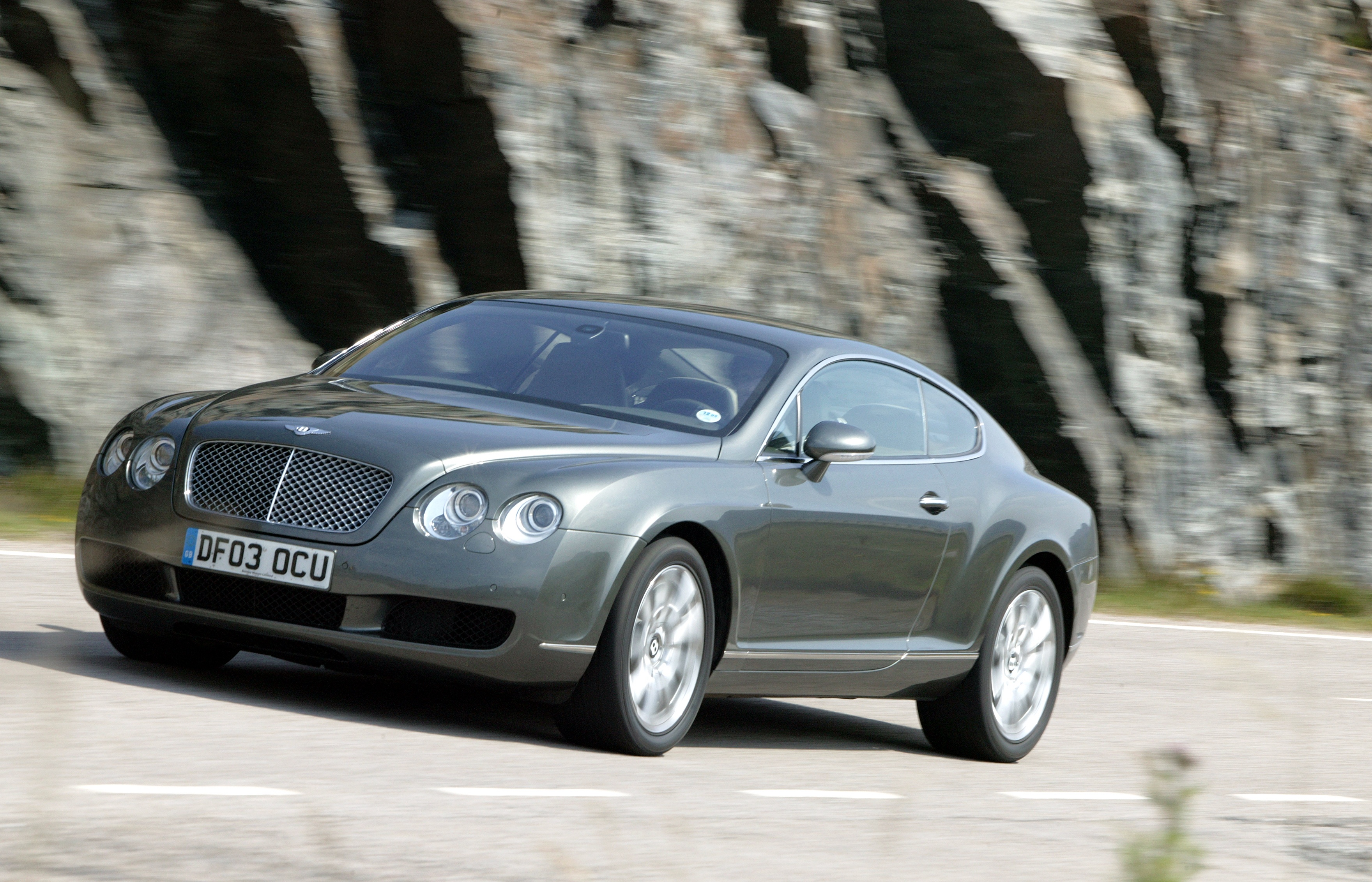  p>宾利(bentleymotors limited),英国豪华汽车品牌,总部位于英国克鲁