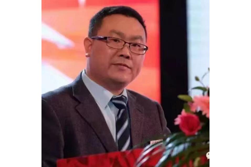 张洪斌