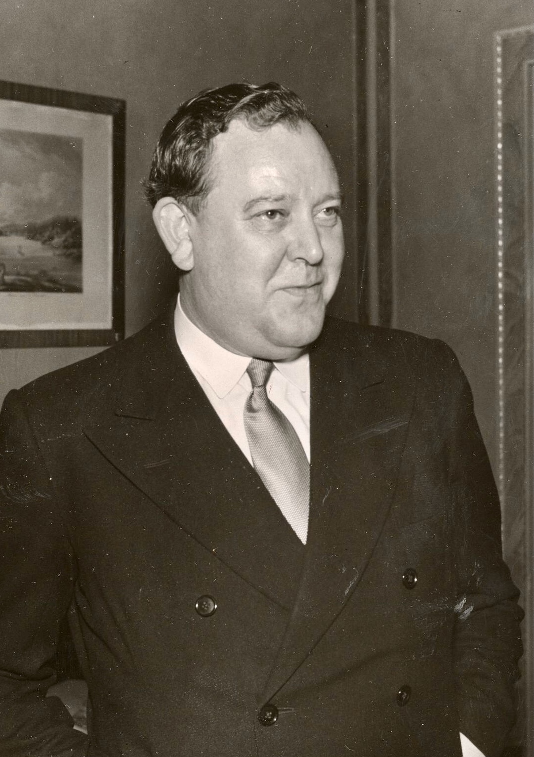 特里格韦·哈尔夫丹·赖伊