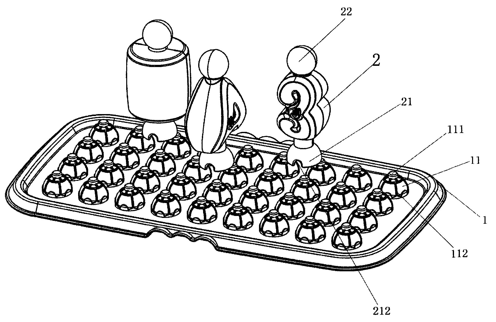 一种拼插式玩具的插接结构