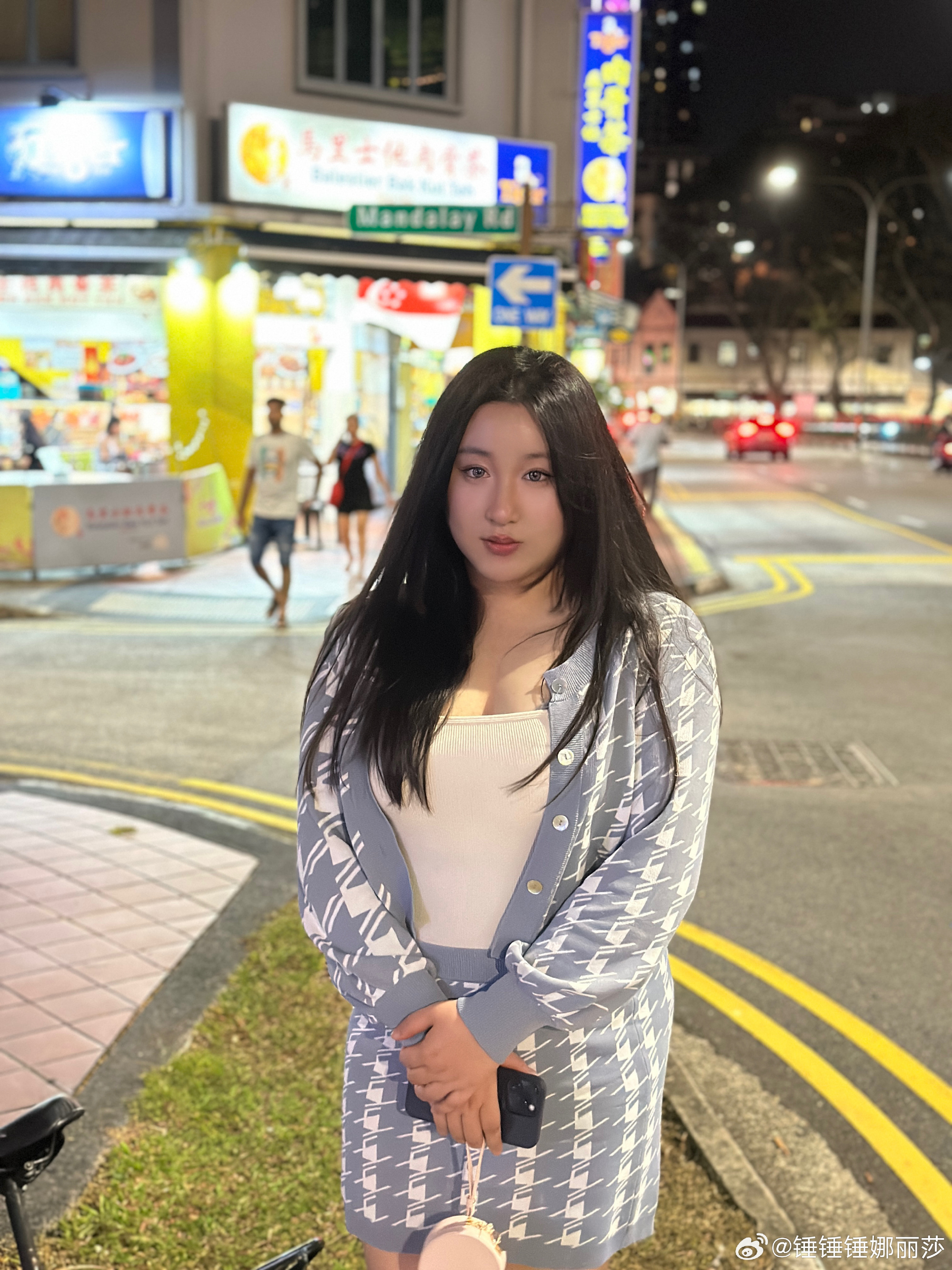 锤娜丽莎,本名嵇嘉禾,1996年11月19日出生于