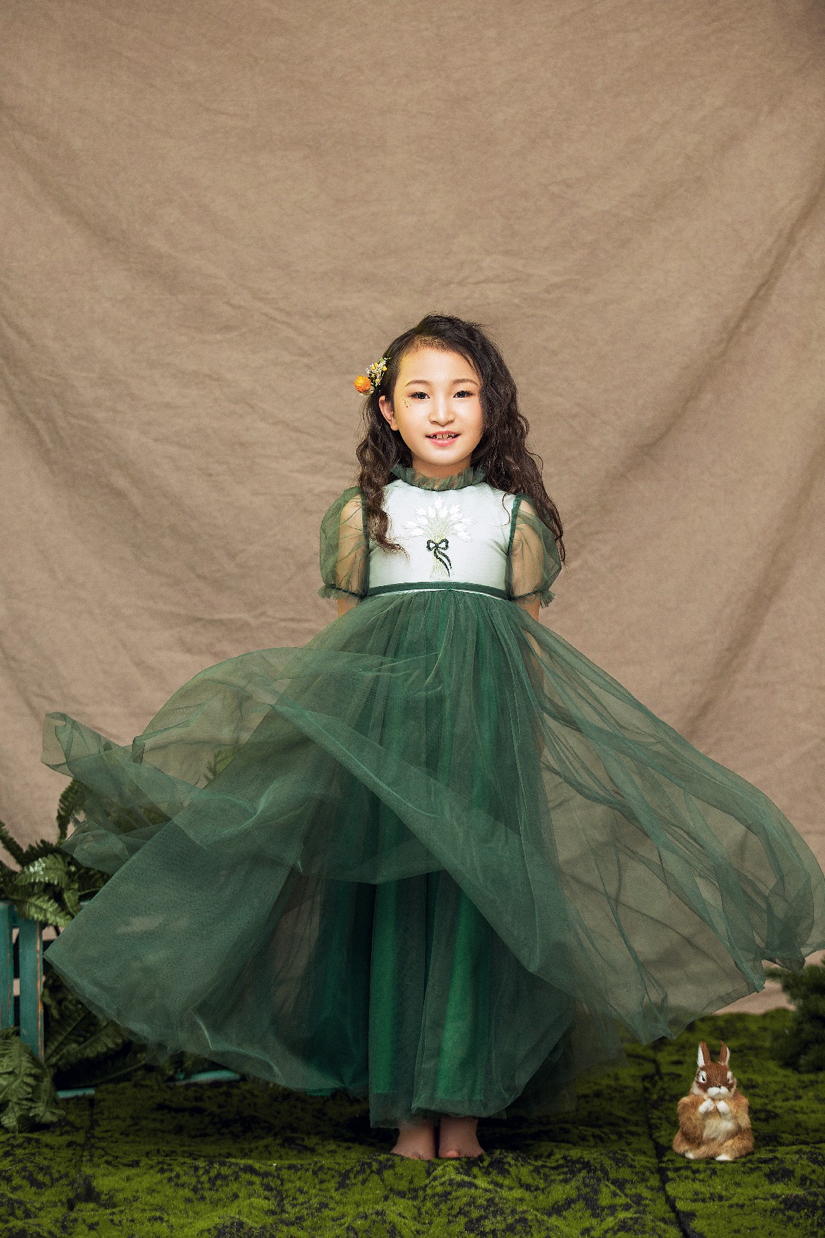 lgx4bhk">刘美汐,2010年7月出生于中国辽宁省营口市,中国内地女演员