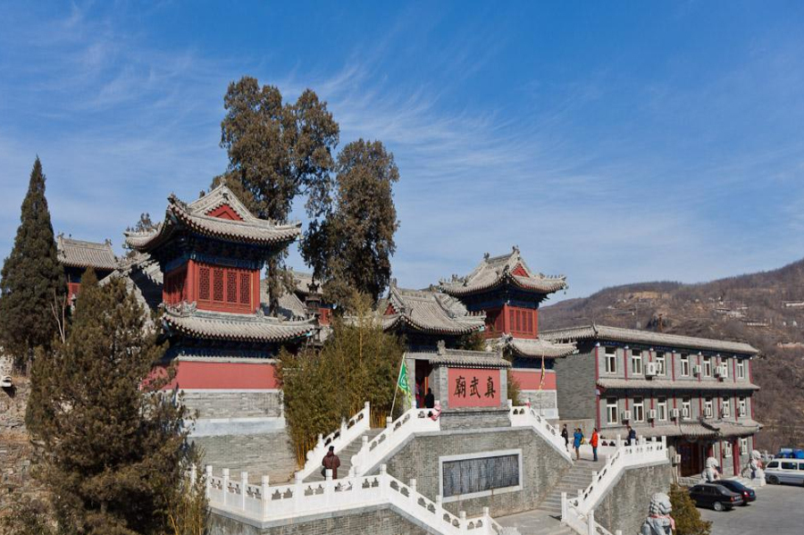  p>真武庙,位于北京市 a target="_blank" href="/item/西城区/10234"