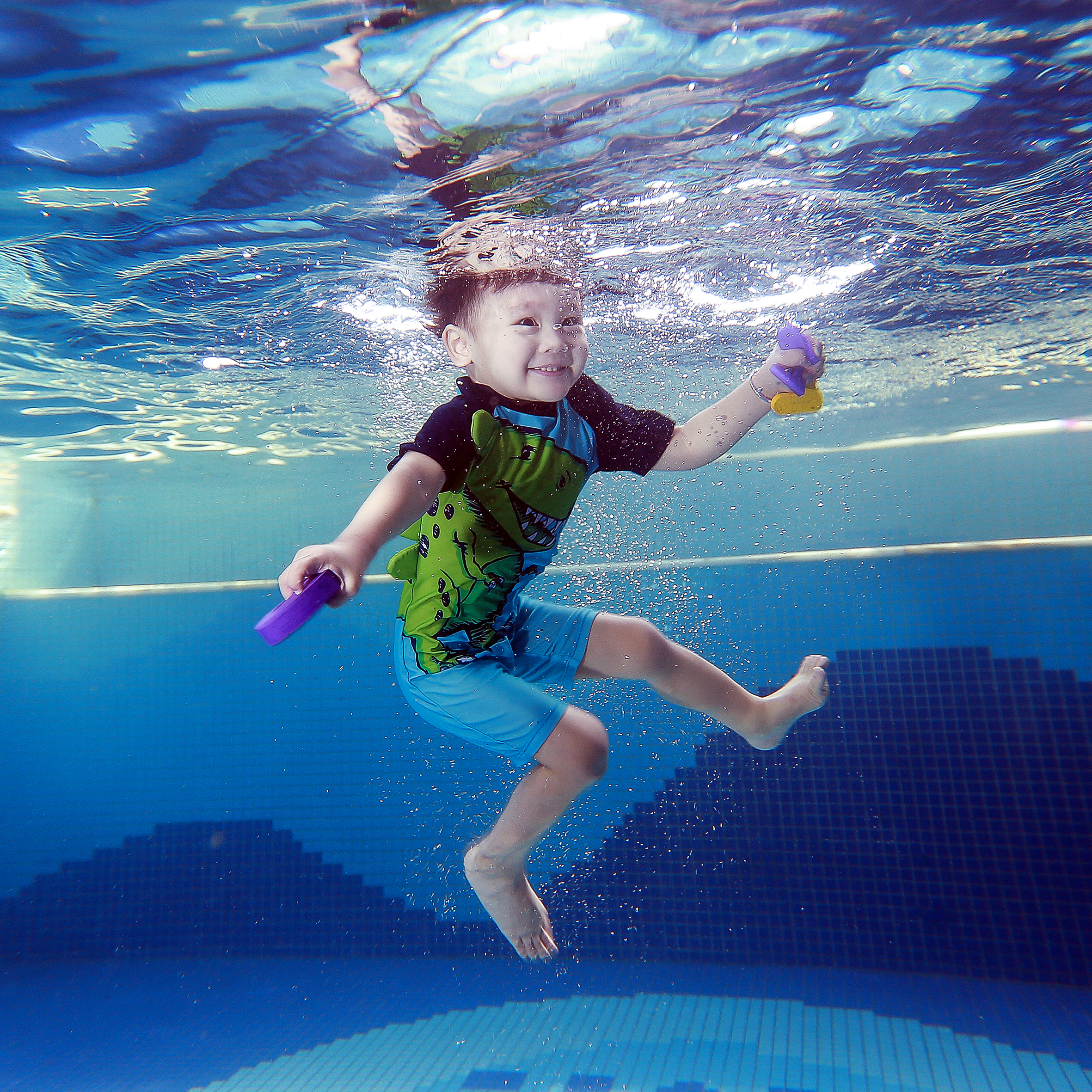 尼莫亲子游泳俱乐部