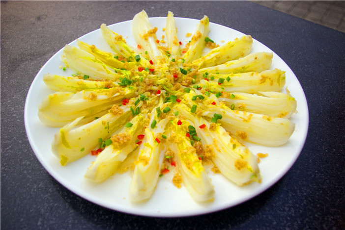  p data-id="gn7k12w7tj">豉椒娃娃菜是一道美食,主料是娃娃菜,辅料是