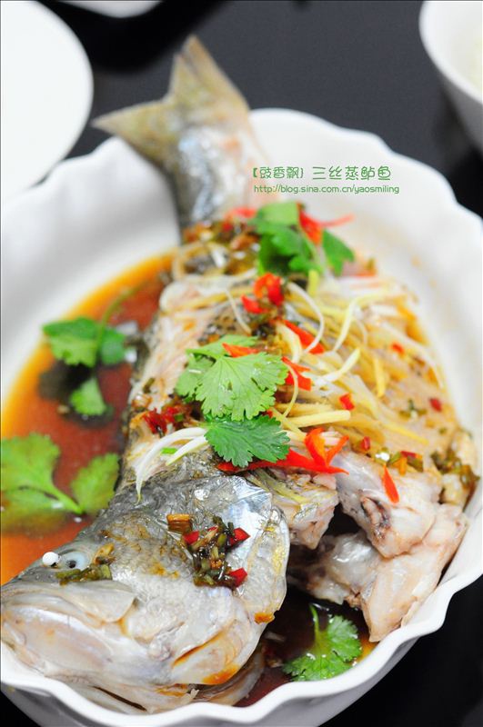 三丝蒸鲈鱼