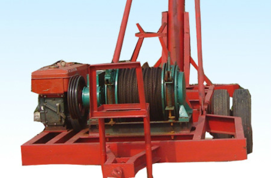  p>小型液压螺旋钻机又称小型液压打桩钻孔机,该机适用于 a target="