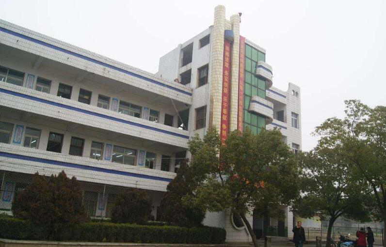  p>彭场镇属湖北省辖县级市仙桃市附城区,位于仙桃市南城新区.