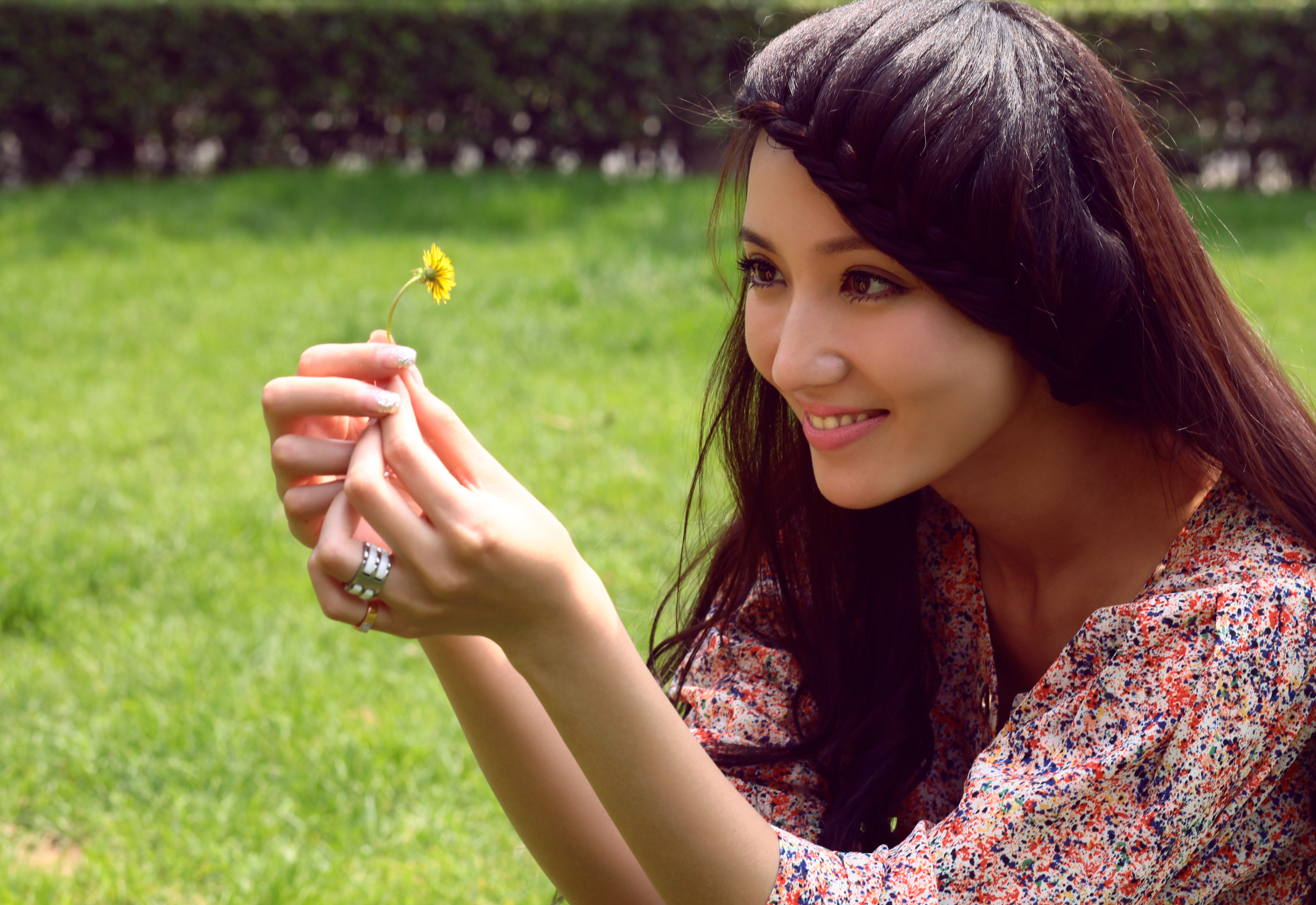  p>赵彦乔( i>曾用名赵晶 /i>),出生于北京,毕业于 a target="_blank"