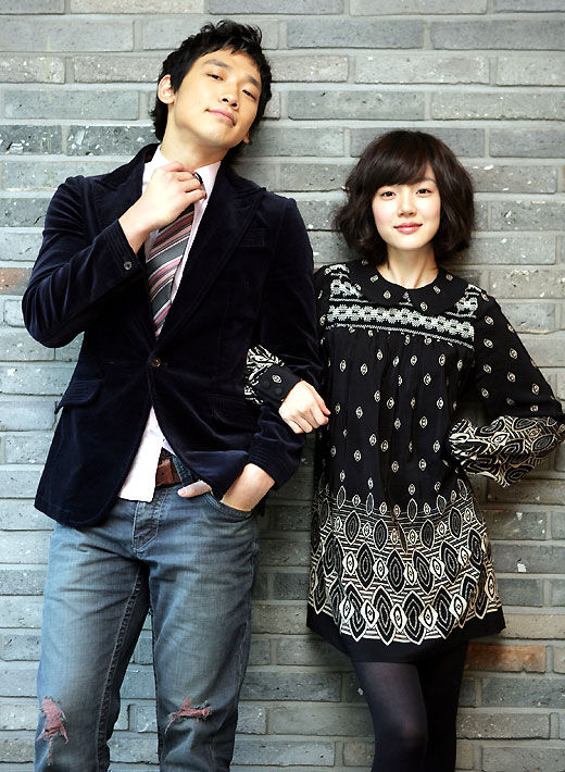  p data-id="gnhe87dtb8">《好朋友之黑与白》主演:林秀晶. /p>