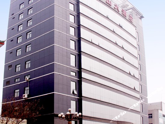  p data-id="gnhg70wl1e">竹林山大酒店位于山西阳城县新阳东街169号